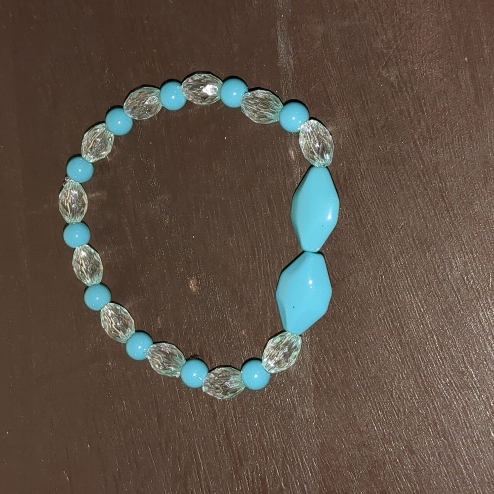 UJ HOMEMADE Turquoise and clear Beaded Bracelet!